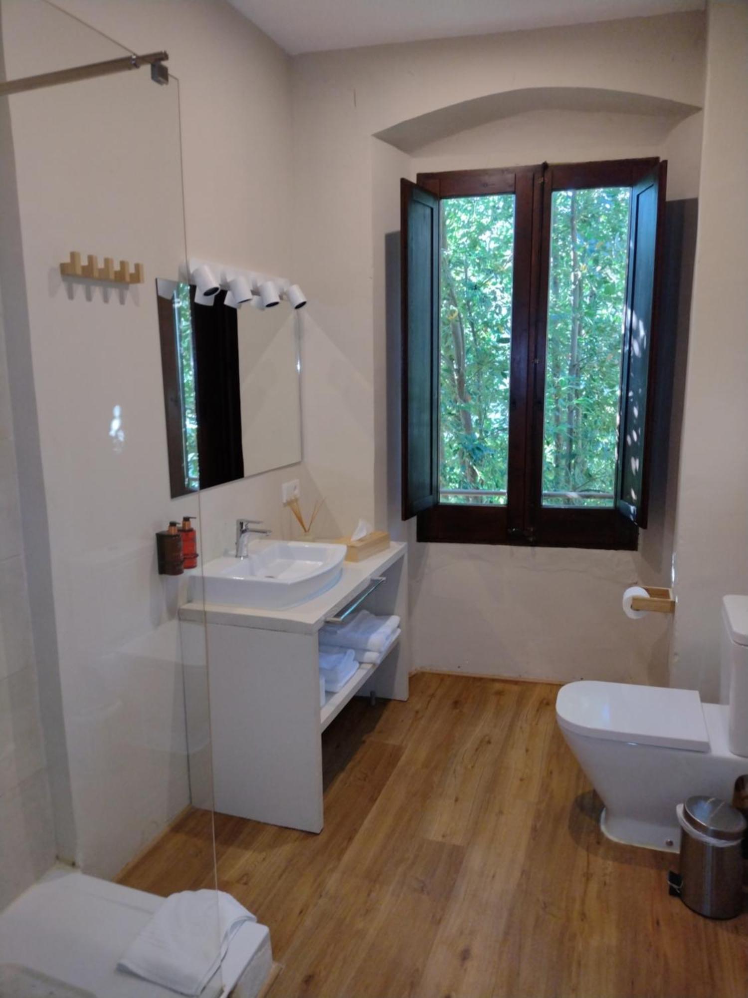 Hostal De Bianya La Vall de Bianya Εξωτερικό φωτογραφία